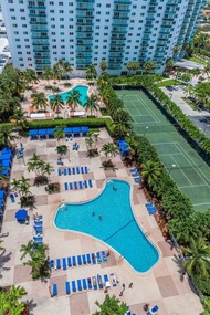 住宿 Ocean Reserve Luxury Condos Across from Sunny Isles Beach