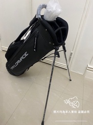 全新高爾夫球練習袋 出售TaylorMade 高爾夫球桿腳架桿袋 City Tech TJ091 9.5"  全新售$8000  台北要價$10000⋯⋯⋯⋯ 台北/新北可面交自取 其他地區可討論 可以郵寄（皆會附上購買證明）  TaylorMade 高爾夫球桿腳架桿袋 City Tech TJ091