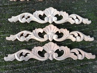 Ornamen Ukiran Jepara Tempel Motif Mahkota Kerang Bahan Kayu Mahoni Ukuran 30 x 6 cm