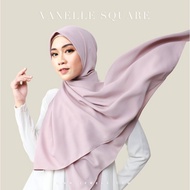 VANELLE SQUARE by JEMELS