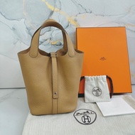 已售出可預購）99新 Hermès picotin 18 菜籃子18 餅乾色銀釦