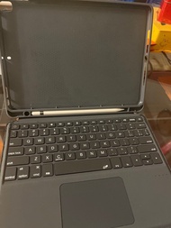 Ipad 8th keyboard