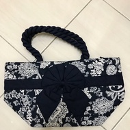 Naraya hand bag