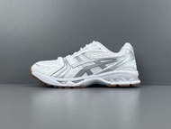 【專櫃版 亞瑟士】APC x ASICS Gel-Kayano 14 潮流時尚 舒適百搭防滑耐磨 低幫跑步鞋 男女同款 白色
尺碼36-47 貨號1203A727-100