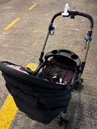 Combi 嬰兒手推車