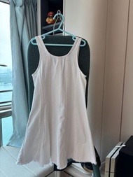 Zara Kids 白色牛仔背心連身裙 Size 9 134cm