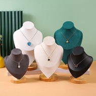 Jewelry Display Stand Solid Wood Love Heart Model Portrait Necklace Display Stand Jewelry Stand Pend