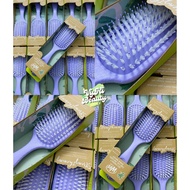 Wet Brush Go Green CBD Oil Infused Shine massage line containing essential oils
