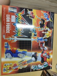 Action toys 百獸王