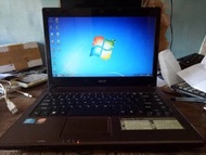 Laptop Acer 4738 bekas