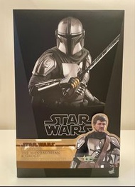 Hot Toys Star Wars The Mandalorian & Grogu 1/6 Scale Collectible Set TMS051