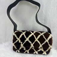 Vintage Chanel fur 罕有皮草 Handbag
