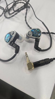 64 Audio Nio 入耳式耳機