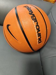 Nike Playground 戶外籃球5號