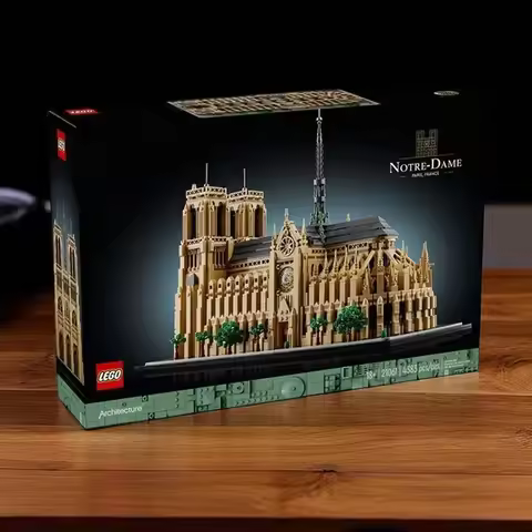 lego 21061 Notre-Dame de Paris