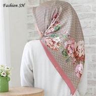 ซาตินผ้าพันคอพิมพ์ Bawal ผ้าไหม Hijab ผ้าไหม Tudung Square Bawal M116