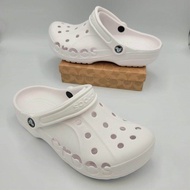 รองเท้าลำลองแฟชั่น สไตล์ CROCS Baya Clog สีขาว (Unisex)