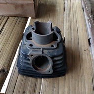 Buring block kawasaki binter kh100 original nos