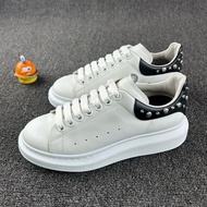 99新 Alexander McQueen麥昆鉚釘小白鞋 尺碼39