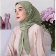 Hyuna square pleated full lidi