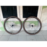 Wheelset araya ds700 tire 700x35c