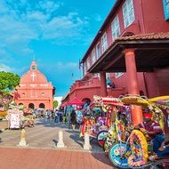 Malacca coach from Singapore + hotel package