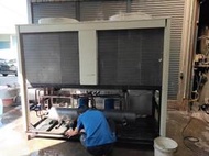 只用8個多月的冰水主機