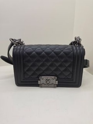 Chanel Boy Chanel 20cm carviar 黑色銀扣 brand new