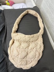 Carlyn soft M