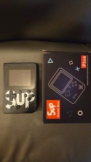 黑色 SUP Game Box Plus 掌上遊戲機