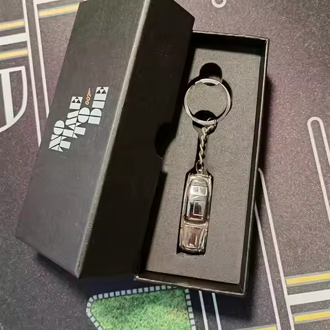 1:87 Scale DB5 V8 C-X75 CX75 Alloy Car Model Electroplated Silver Keychain Car Model