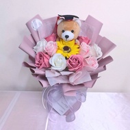 large sunflower bear graduation bouquet | convocation bouquet | graduation bouquet
