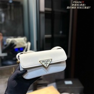 Gift (Revealing Strength Size Chain Shoulder Bag)
Shoulder Bag
Love Circle Powder
Lost
Fine ️ 2111 B