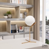 Chic Republic BIANCAโคมไฟตั้งโต๊ะ - สี บรอนซ์