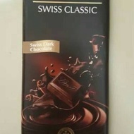 Lindt Swiss Classic Dark Chocolate - Imported Chocolate Dark Chocolate Lindt Chocolate