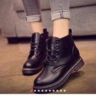 Giày boot cổ cao A86 (lẻ ssize nên sale)