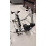 CYCLOTRON MAG II磁阻訓練台 手動阻力變化 腳踏車訓練台 捷安特