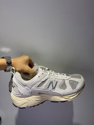 (40)New balance 878