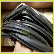 ➫ ◵ ➕◬ Corolla 75 KE30 KE 30 Rear Door Rubber