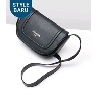 Black BRUNBRUN PARIS FALALA BAG