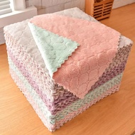 Lightning 10 Square Wipes 28x28cm, Soft And Multi-Purpose Kitchen Wipes Super Absorbent