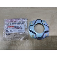 PLATE, GUIDE (Cover Sprocket Belakang, COVER BEARING SPROCKET HUB) LC135 FI V8 Original (BDK-F5689-0