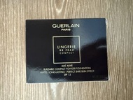 Guerlain Lingerie de Peau Compact 粉餅
