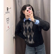 A diamond-patterned sweater - a classy look and classy to wear Sweater Knitted Sweater Women Cardiga