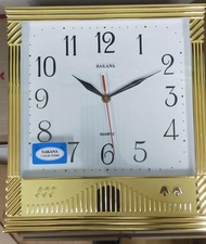 JAM DINDING SAKANA KOTAK kuning