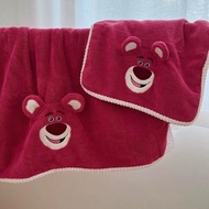 Premium clay 2 strawberry bear bath towel, hurry up to get the product as soon as possible