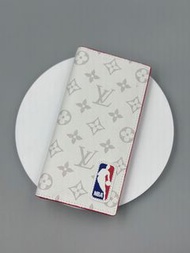 Louis Vuitton NBA聯名款皮夾對折卡包