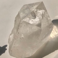 巴西 晶中晶 石中石 白水晶簇 水晶原礦 大牙高能量 天然原石