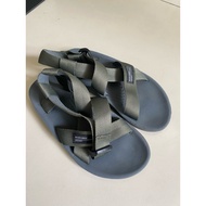 Hijack Sandals sz 37