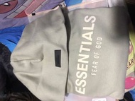 Fear of god essentials kids hoodies size 10 new 全新正版fog essentials 綠色帽tee 童裝10號